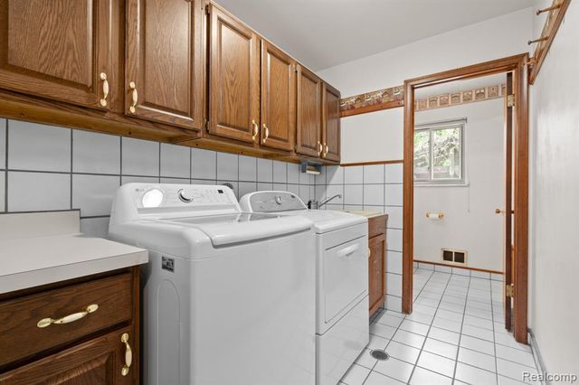 7540 Dexter Pinckney Road, Dexter, MI 48130