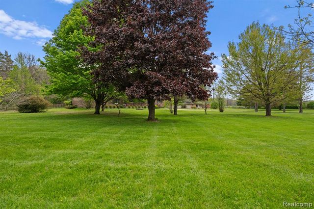 7540 Dexter Pinckney Road, Dexter, MI 48130