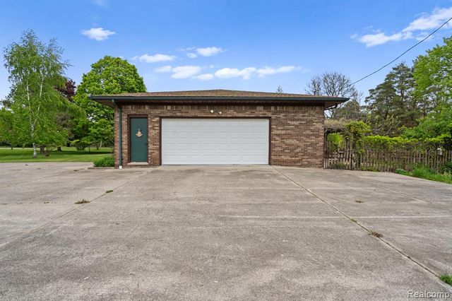 7540 Dexter Pinckney Road, Dexter, MI 48130