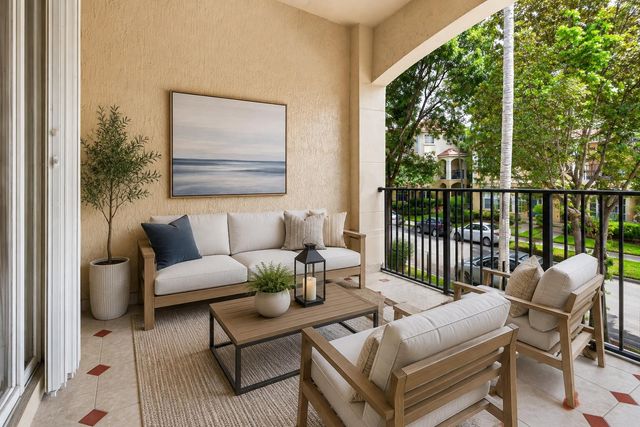 4607 Danson Way, Delray Beach, FL 33445