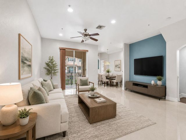 4607 Danson Way, Delray Beach, FL 33445