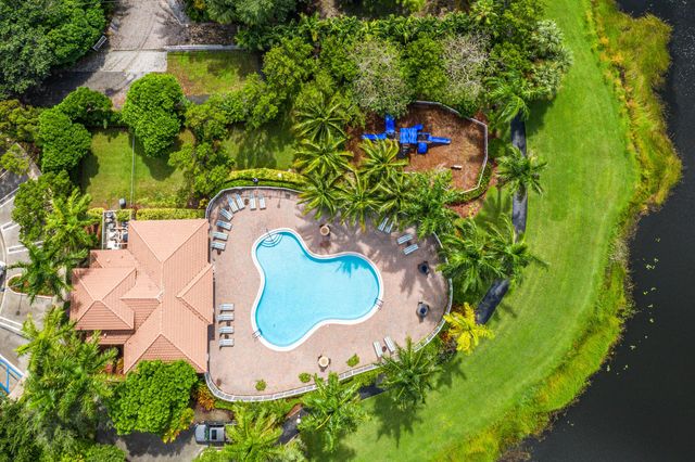4607 Danson Way, Delray Beach, FL 33445