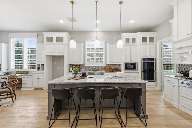 1933 Snapdragon Road, Frisco, TX 75033