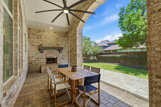 1933 Snapdragon Road, Frisco, TX 75033