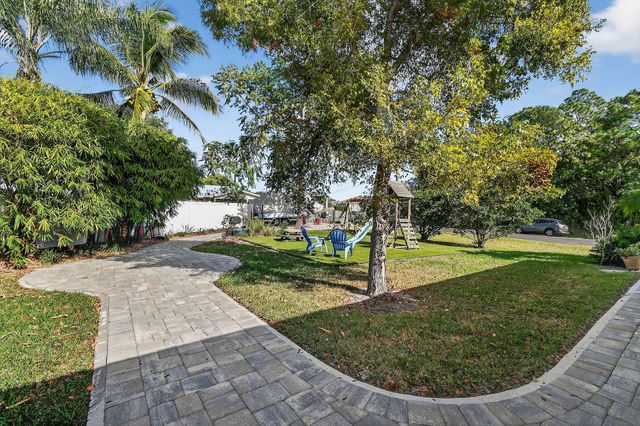 3221 SE Quay Street, Port St. Lucie, Port St Lucie, FL 34984