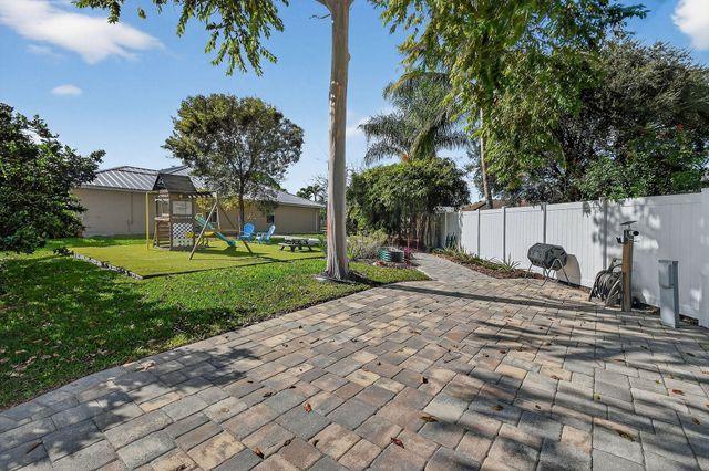 3221 SE Quay Street, Port St. Lucie, Port St Lucie, FL 34984