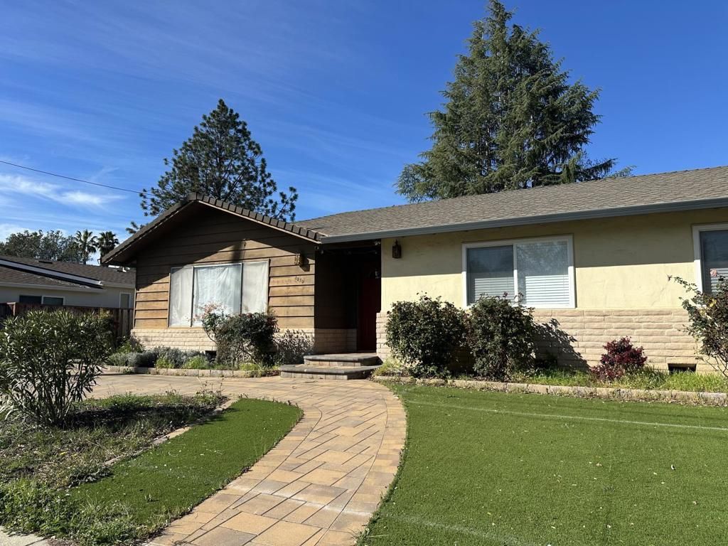 Image 2 of property listing at 1379 Miller Avenue, San Jose, CA 95129