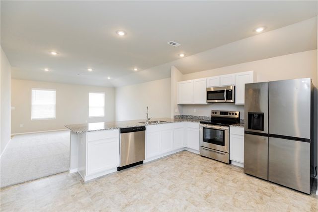1029 S Brambling Lane, Fayetteville, AR 72701