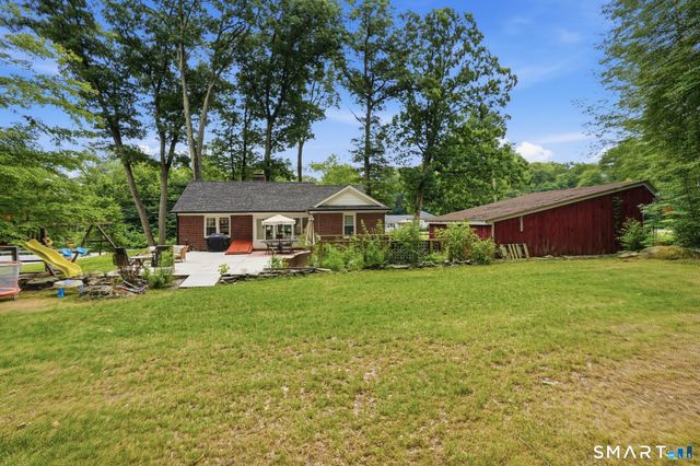 529 Pomfret Street, Putnam, CT 06260