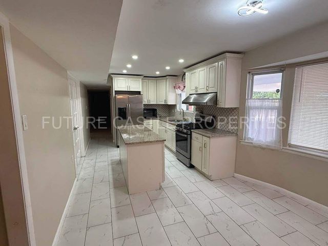 1901 Grande Boulevard SE, Rio Rancho, NM 87124