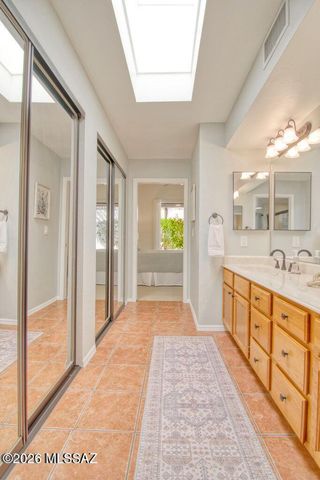 1223 E Camino Diestro, Oro Valley, AZ 85704