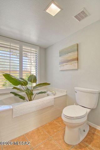 1223 E Camino Diestro, Oro Valley, AZ 85704