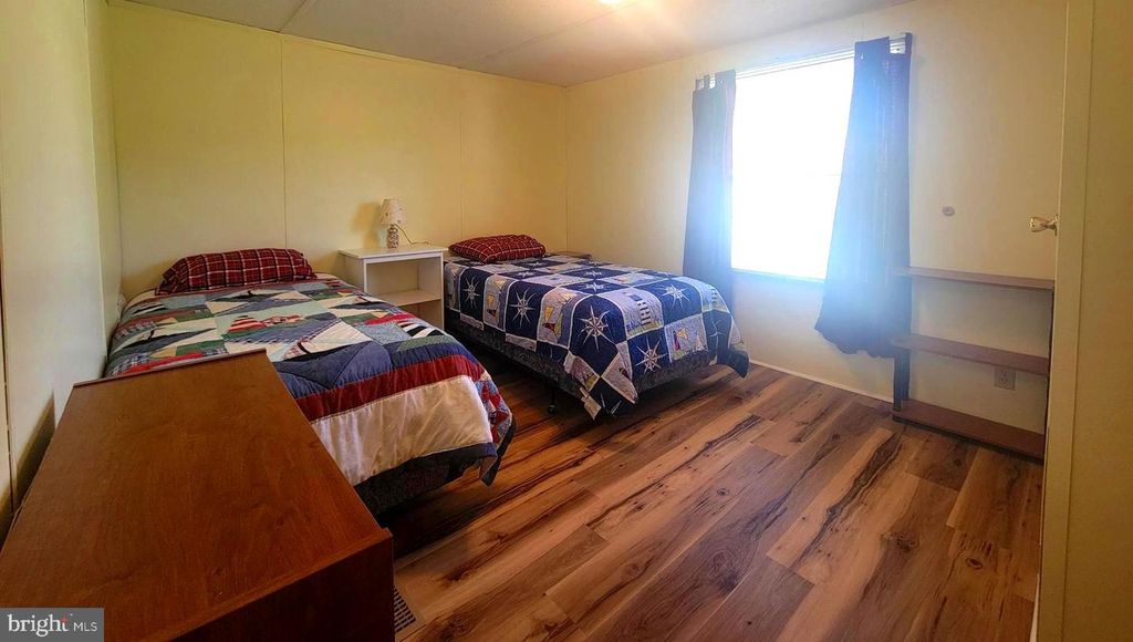 Image 13 of property listing at 10323 HENRY ROAD #8, Berlin, MD 21811