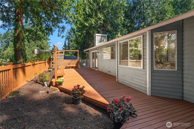 1839 225th Place NE, Sammamish, WA 98074