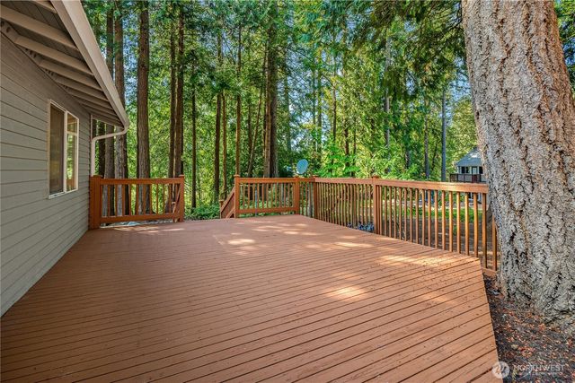 1839 225th Place NE, Sammamish, WA 98074