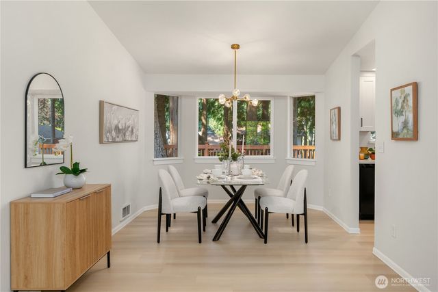 1839 225th Place NE, Sammamish, WA 98074