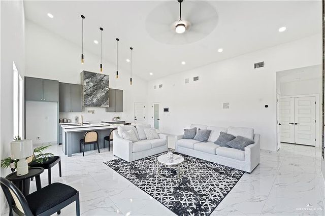 4124 Alexia Lane, Edinburg, TX 78542