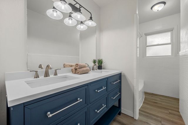 706 W Denison Drive, Robinson, TX 76706