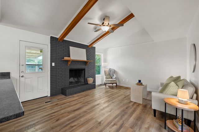 706 W Denison Drive, Robinson, TX 76706