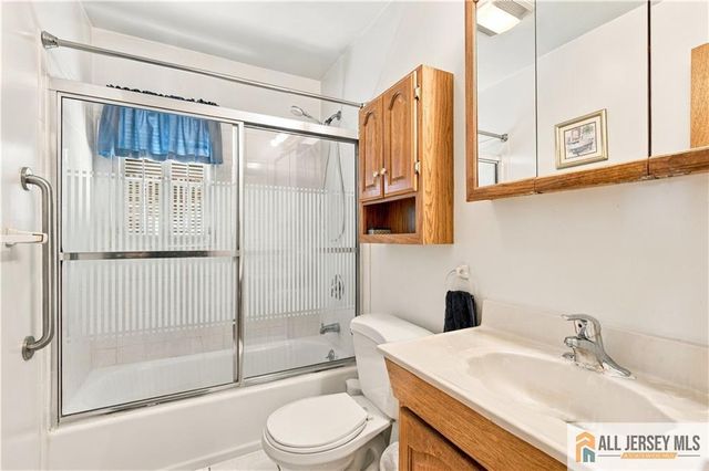 110 Stony Road, Edison, NJ 08817