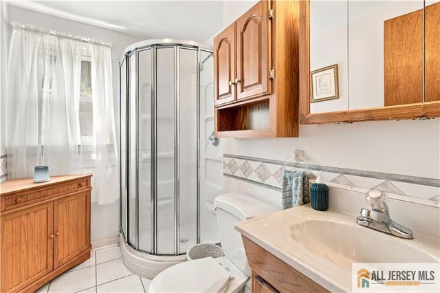 110 Stony Road, Edison, NJ 08817