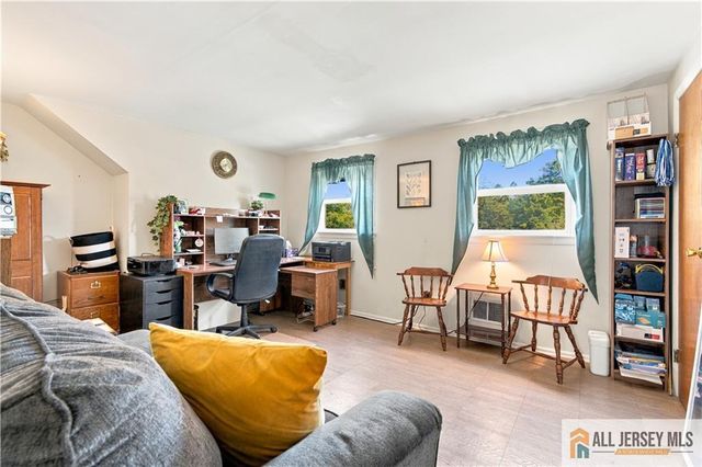 110 Stony Road, Edison, NJ 08817