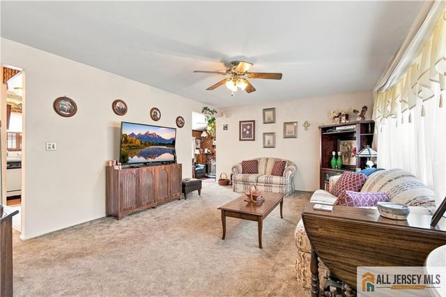 110 Stony Road, Edison, NJ 08817