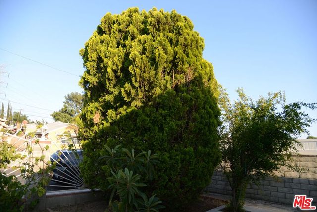 7913 Vanscoy Avenue, North Hollywood, CA 91605