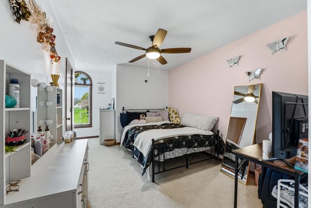 820 Lydia Drive, Warsaw, IN 46582