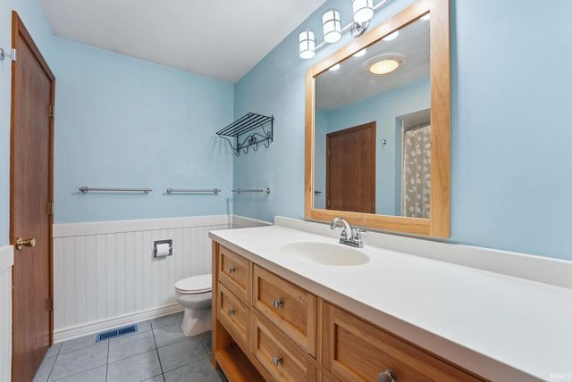 820 Lydia Drive, Warsaw, IN 46582