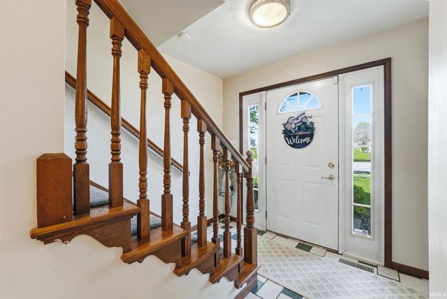 820 Lydia Drive, Warsaw, IN 46582