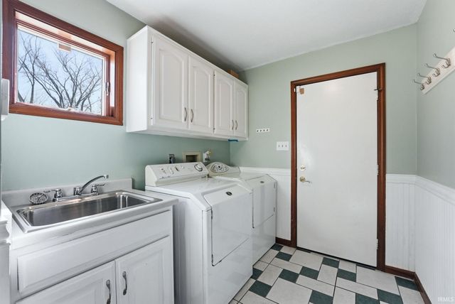 820 Lydia Drive, Warsaw, IN 46582