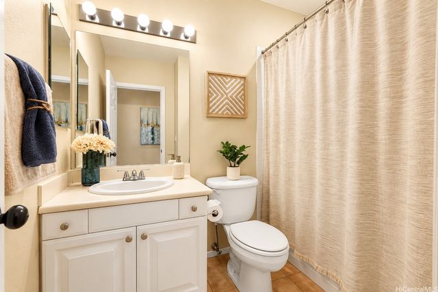 92-1084 Olani Street 7-6, Kapolei, HI 96707
