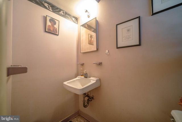 6900 TEMPLE HILL RD, Temple Hills, MD 20748