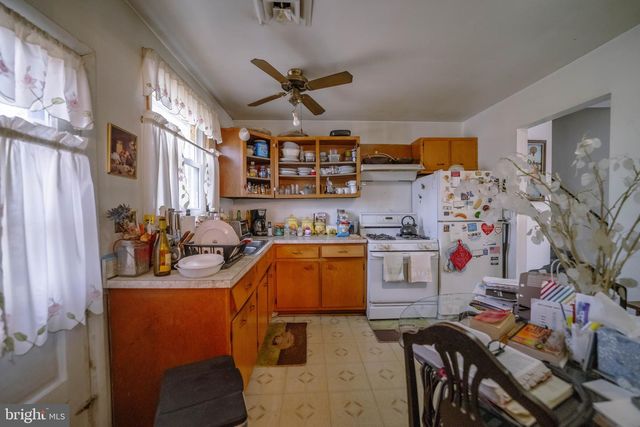 6900 TEMPLE HILL RD, Temple Hills, MD 20748