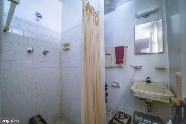 6900 TEMPLE HILL RD, Temple Hills, MD 20748