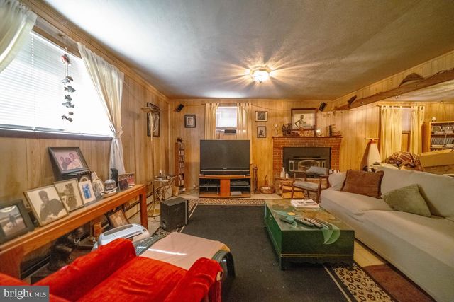 6900 TEMPLE HILL RD, Temple Hills, MD 20748