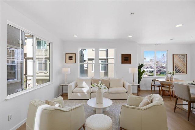 917 Vida Larga Loop, Milpitas, CA 95035