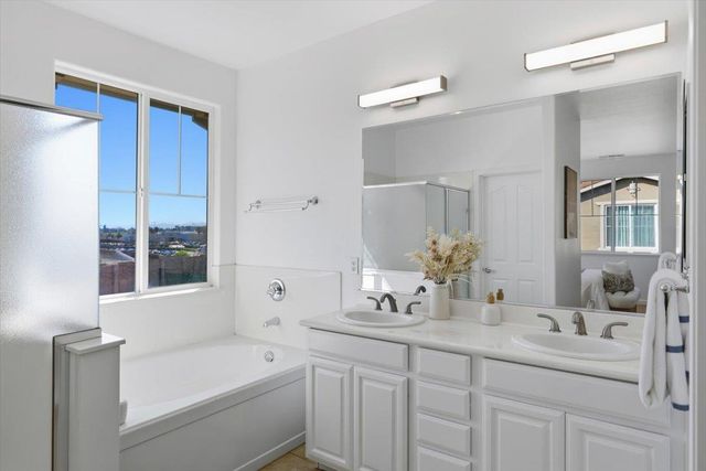 917 Vida Larga Loop, Milpitas, CA 95035