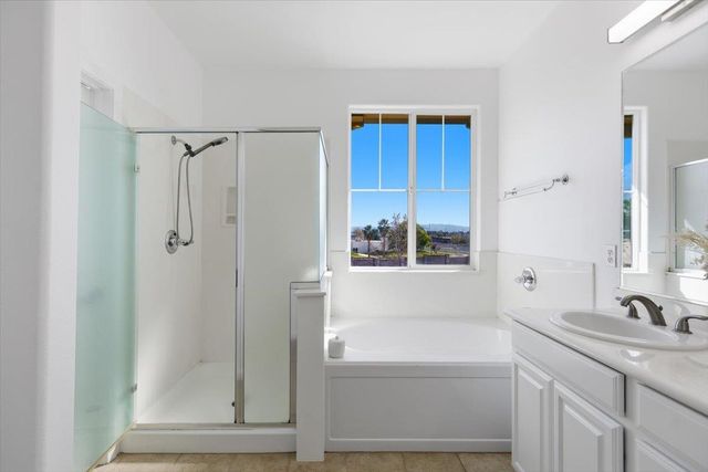 917 Vida Larga Loop, Milpitas, CA 95035