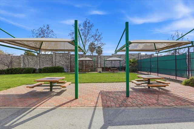 917 Vida Larga Loop, Milpitas, CA 95035