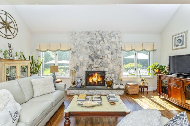 15 The Chase, Saint James, NY 11780