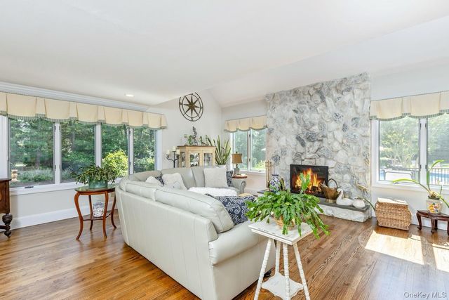 15 The Chase, Saint James, NY 11780
