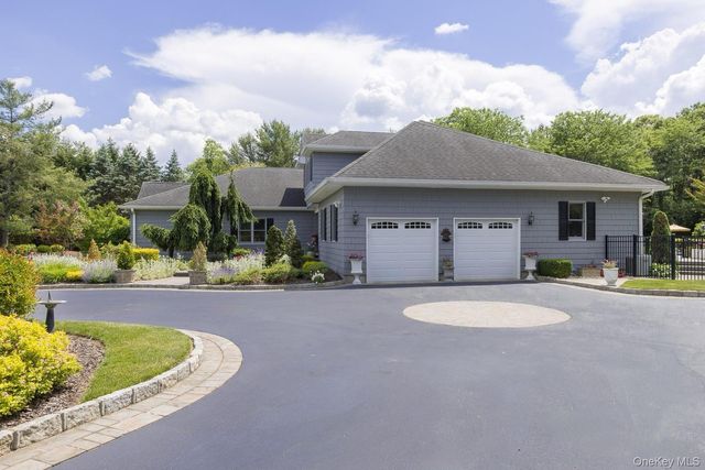 15 The Chase, Saint James, NY 11780
