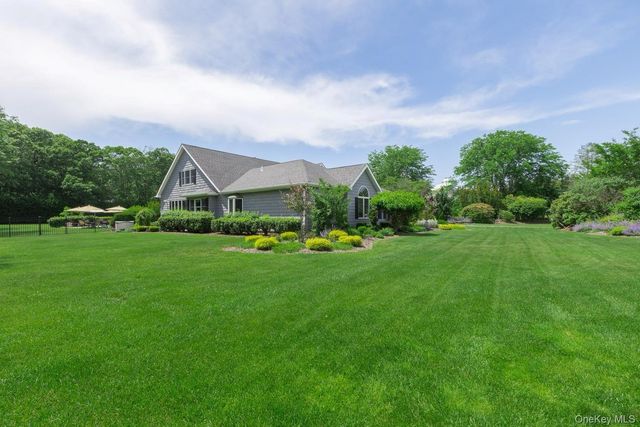 15 The Chase, Saint James, NY 11780