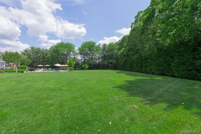 15 The Chase, Saint James, NY 11780