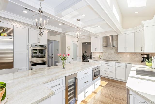 15 The Chase, Saint James, NY 11780