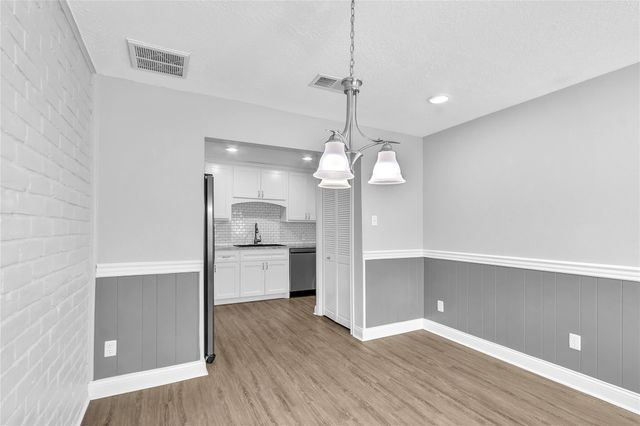 3876 Laura Leigh Drive, Friendswood, TX 77546