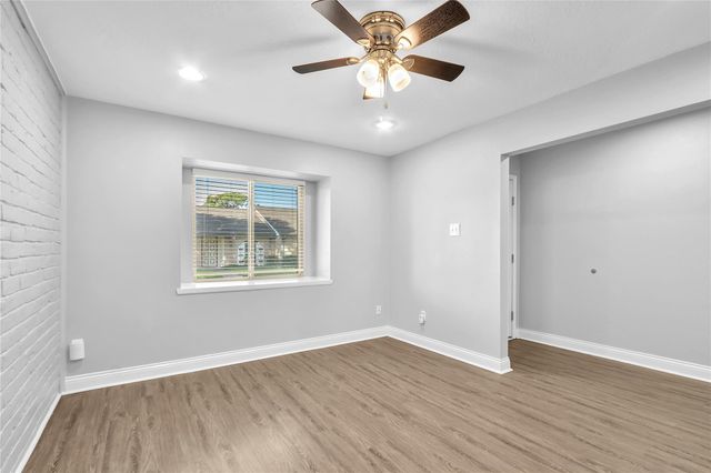 3876 Laura Leigh Drive, Friendswood, TX 77546