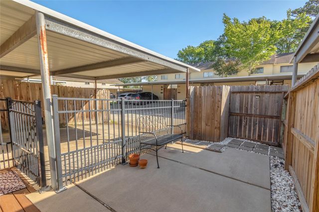 3876 Laura Leigh Drive, Friendswood, TX 77546